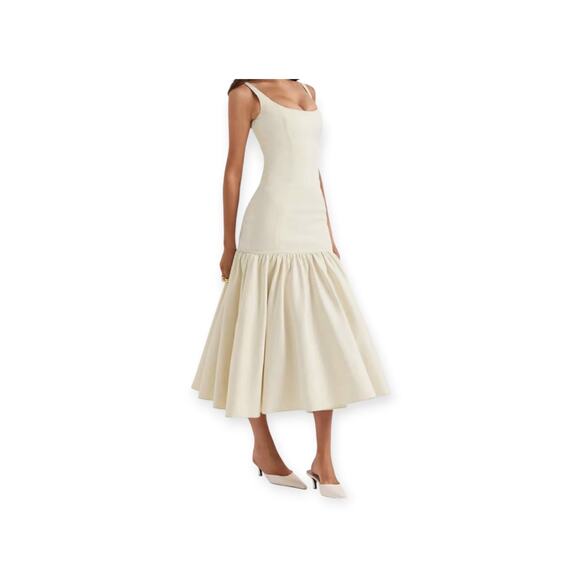 Commense Cream Drop Waist Maxi Dress Low Cut Sleeveless Size S NWT - Picture 3 of 5